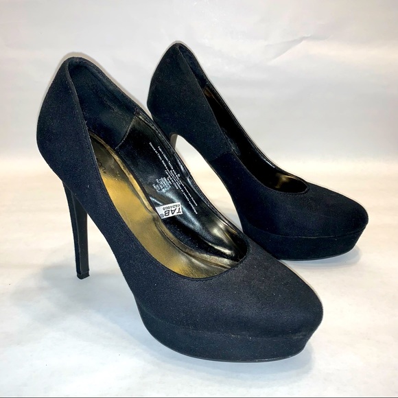 Xhilaration black faux suede platform heels - Picture 3 of 14